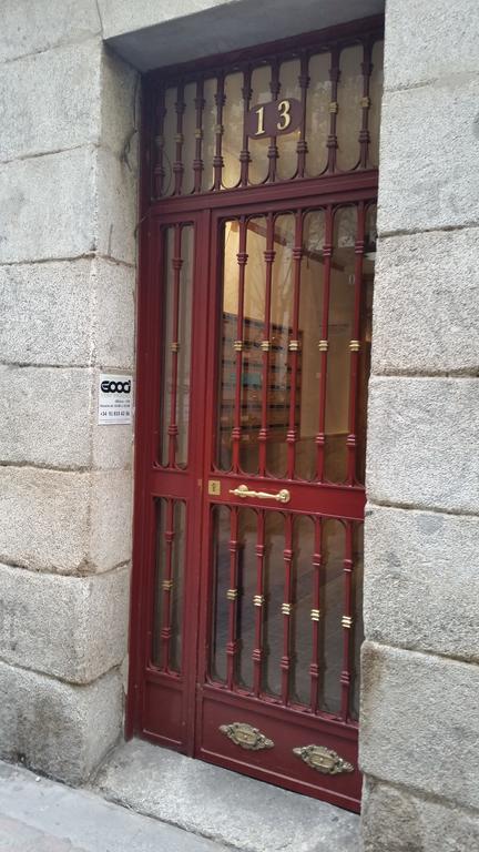 Apartamentos Good Stay Prado Madrid Exterior photo